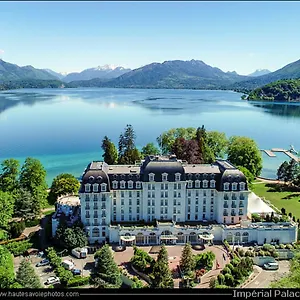 Le Bleu Du Lac: Lakeside Serenity With Private Parking Annecy